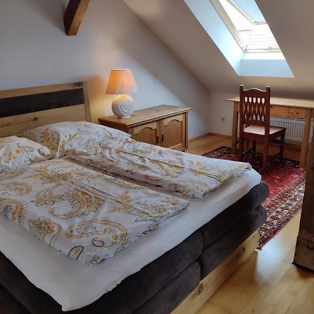 Ferienwohnung-Dachgeschoss Familie Mayer كريمس ان دير دوناو المظهر الخارجي الصورة