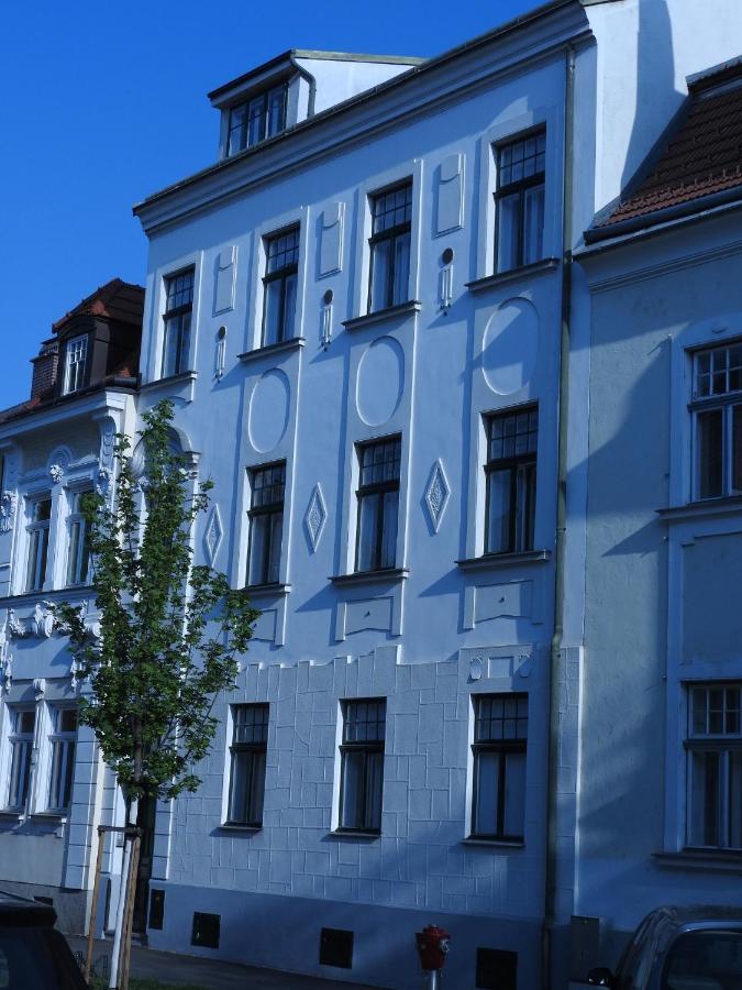 Ferienwohnung-Dachgeschoss Familie Mayer كريمس ان دير دوناو المظهر الخارجي الصورة