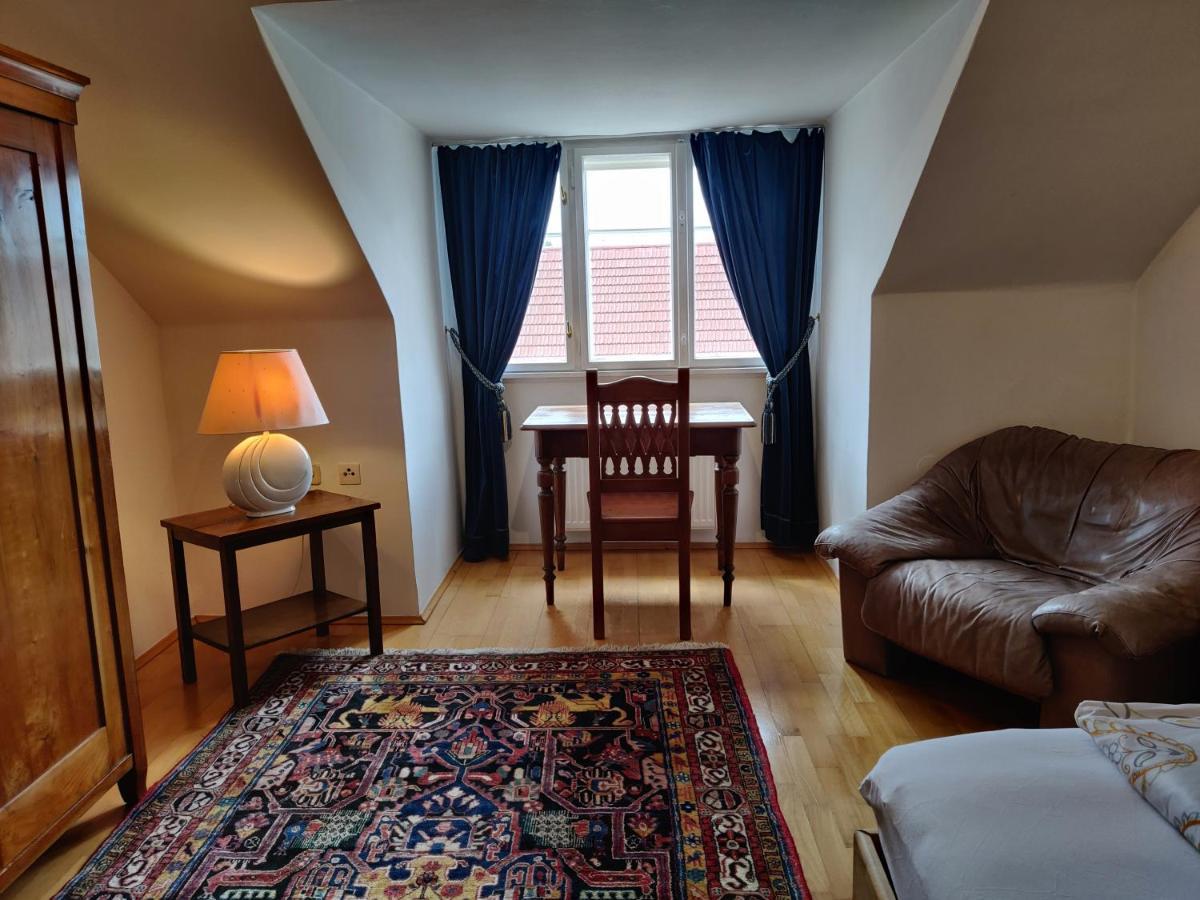 Ferienwohnung-Dachgeschoss Familie Mayer كريمس ان دير دوناو المظهر الخارجي الصورة